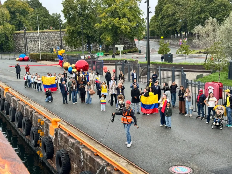 El buque escuela Gloria arriba a Puerto en Oslo, Noruega