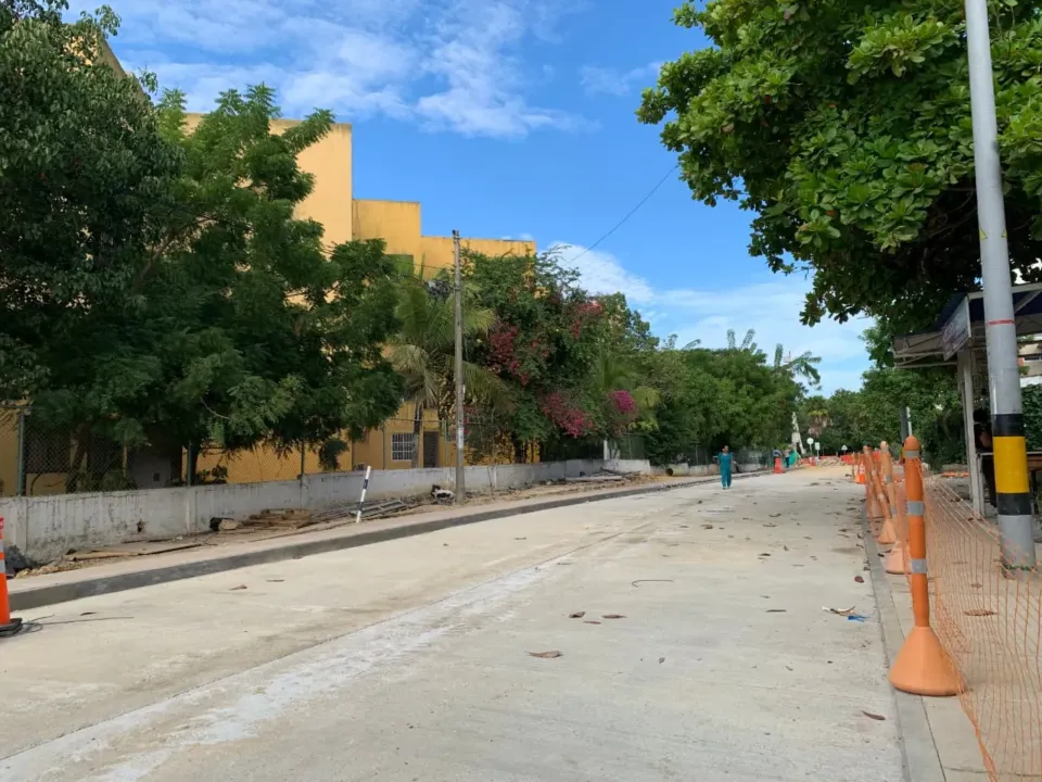 Aguas de Cartagena culmina trabajos alcantarillado en Avenida El Consulado