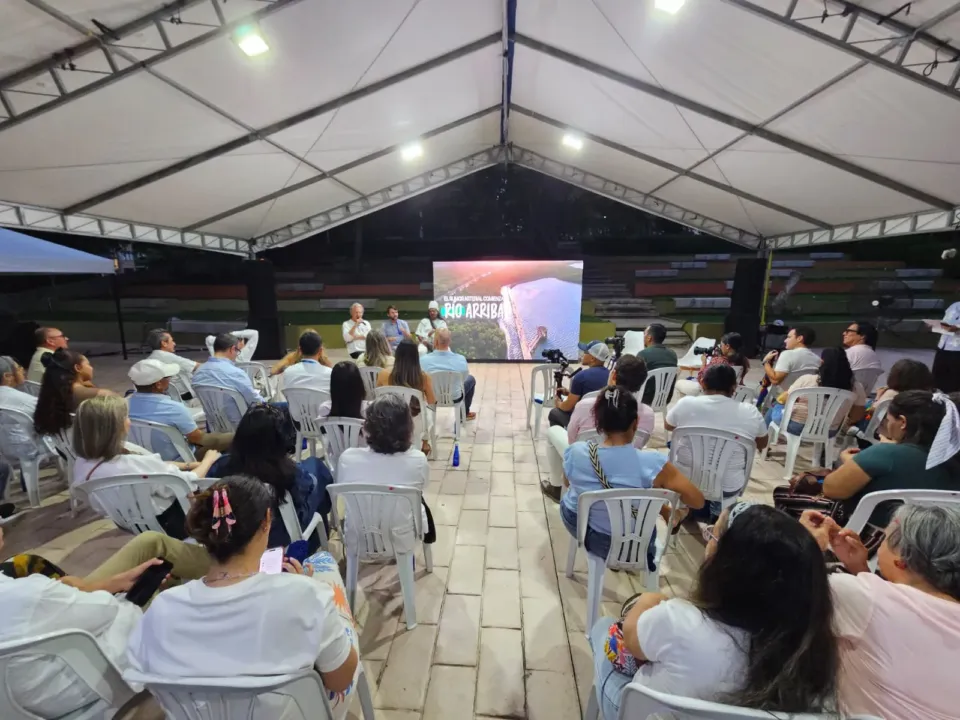 Wade Davis, Jaime Pumarejo y Grupo Argos reflexionaron sobre la relación de Barranquilla con el río Magdalena