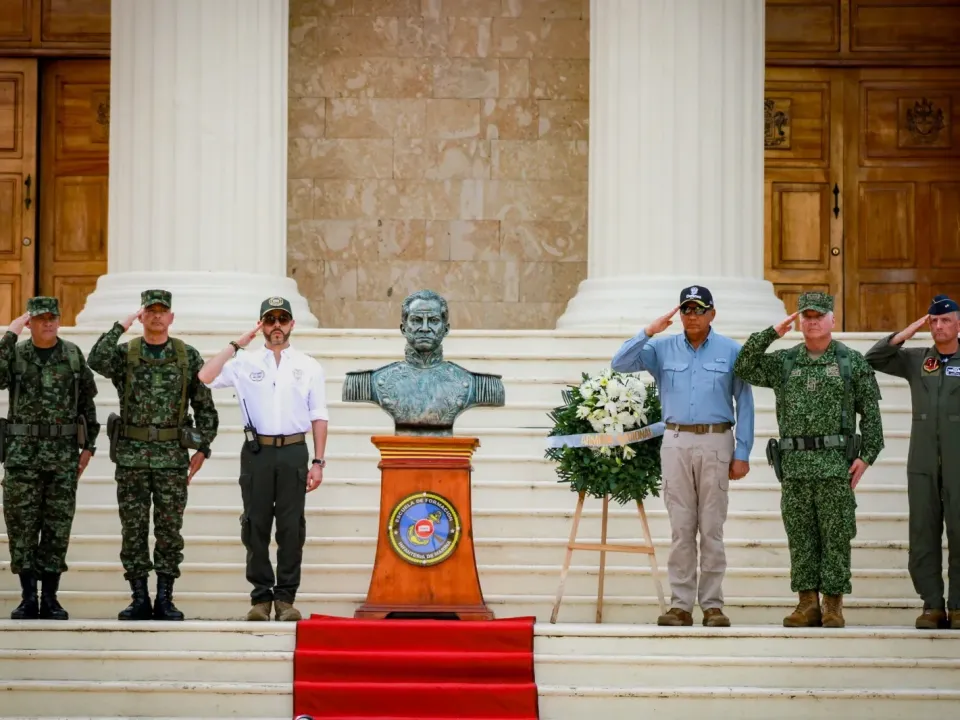 Colombia continúa honrando memoria del gran Almirante Padilla