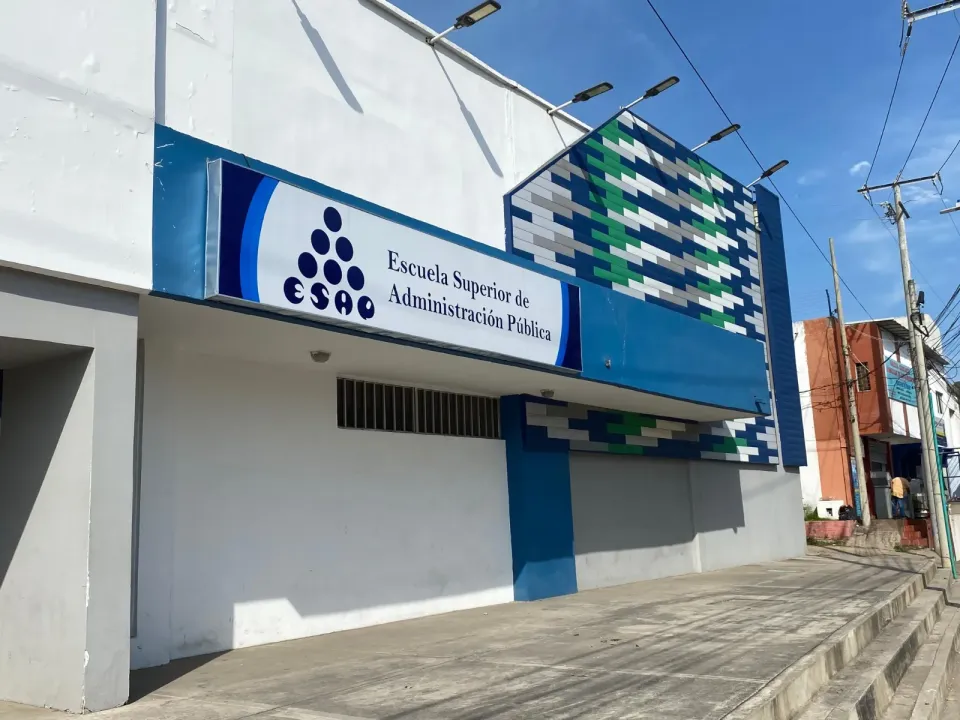 ESAP abre inscripciones para pregrados y posgrados del primer semestre de 2027