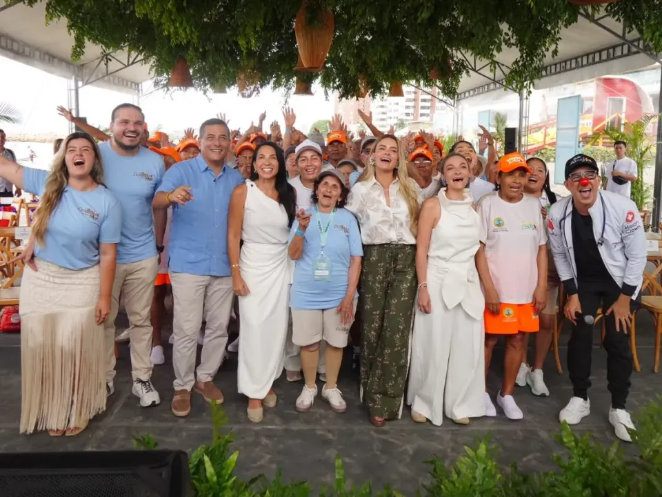 Adultos mayores de Neira llegaron a Cartagena para conocer el mar por primera vez