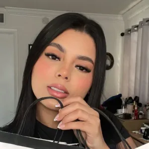 Barranquillera Natalia Peralbo es postulada a premios internacionales para creativos en Miami