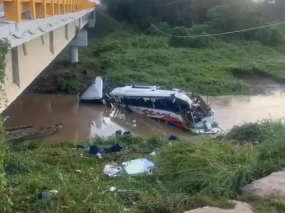 Tragedia vial en el Cesar: dos músicos muertos y 20 heridos en la agrupación de Kbeto Zuleta