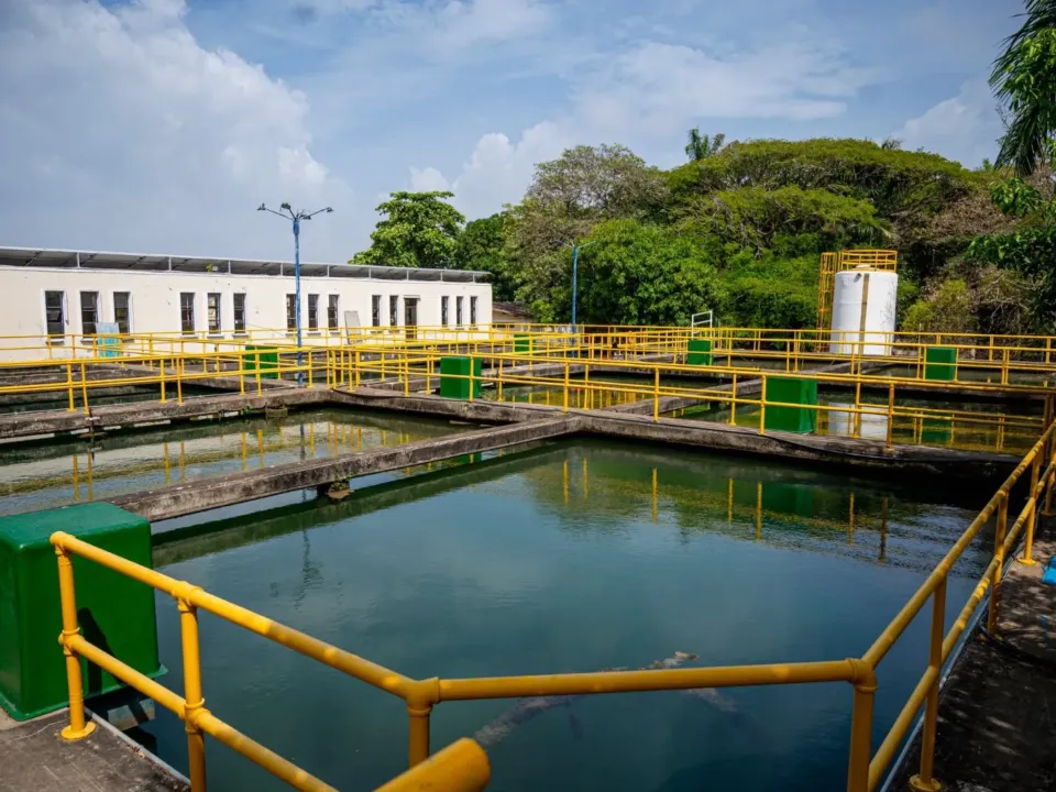 Sin agua 15% de Cartagena por fallas eléctricas generadas por las lluvias