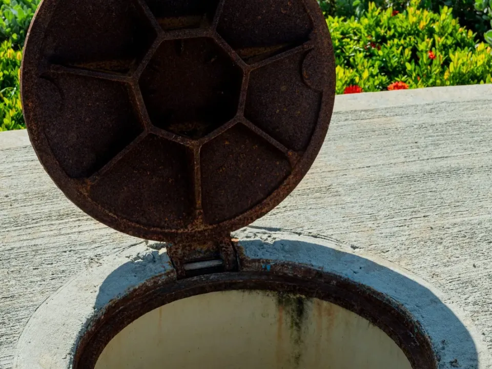 Aguas de Cartagena promueve cuidado del alcantarillado sanitario