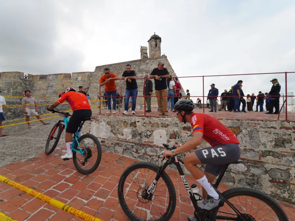 Cartagena reúne a miles de deportistas en el Gran Fondo Nairo Quintana 2026